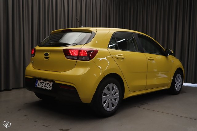 Kia Rio 18