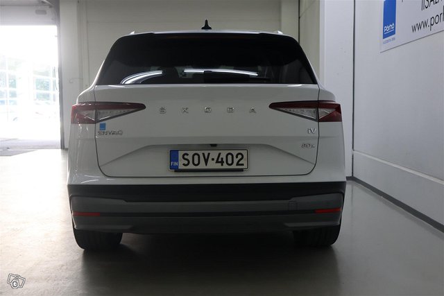 SKODA Enyaq 5