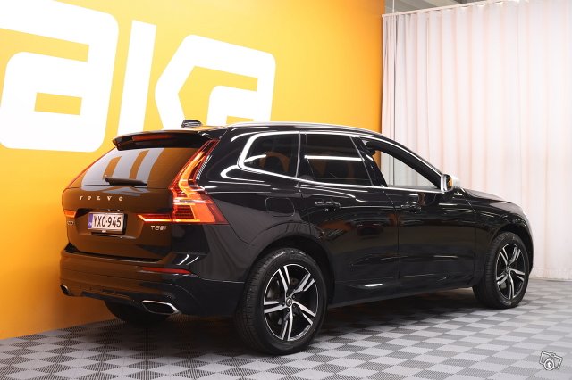 Volvo XC60 8