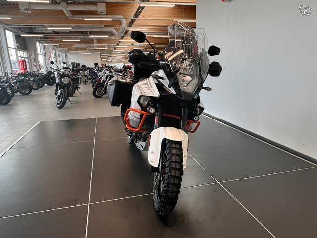 KTM 1290 5