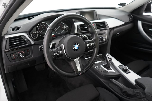 BMW 320 16