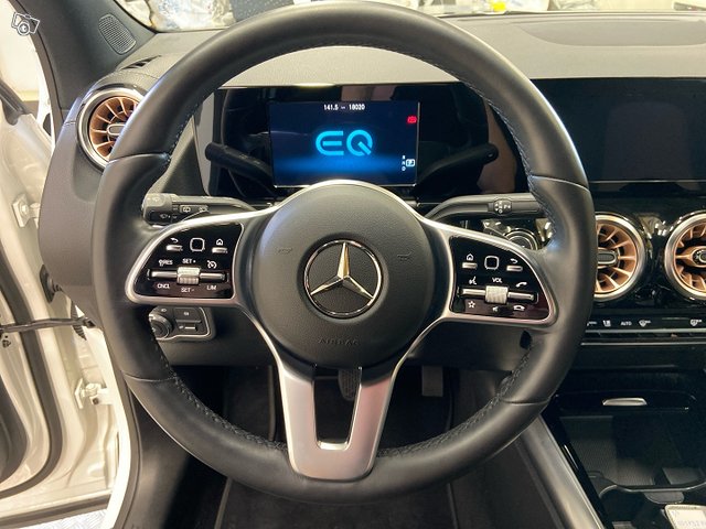 Mercedes-Benz EQA 12