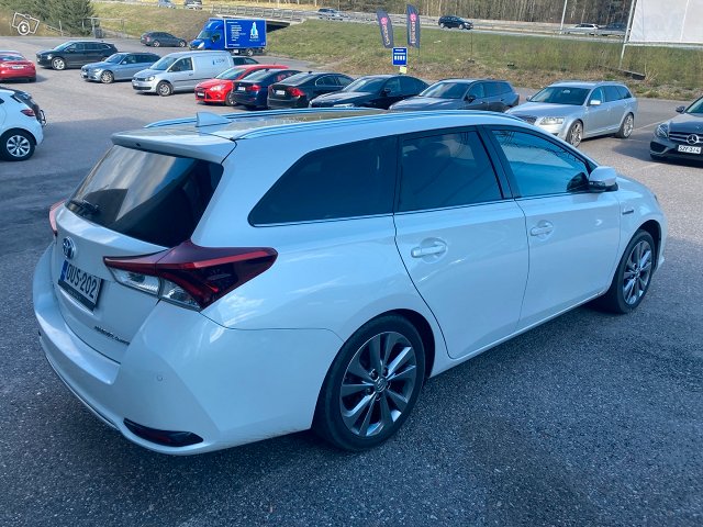 Toyota Auris 2