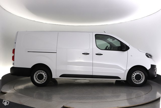 Toyota Proace 6