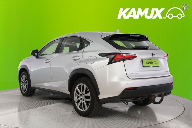 Lexus NX 5