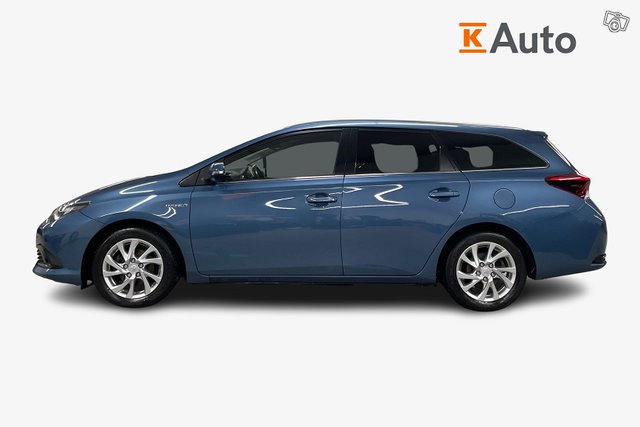 Toyota Auris 5