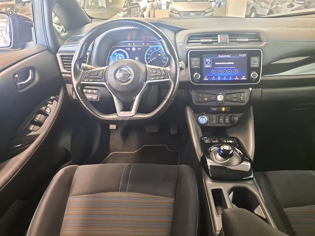 Nissan Leaf 7