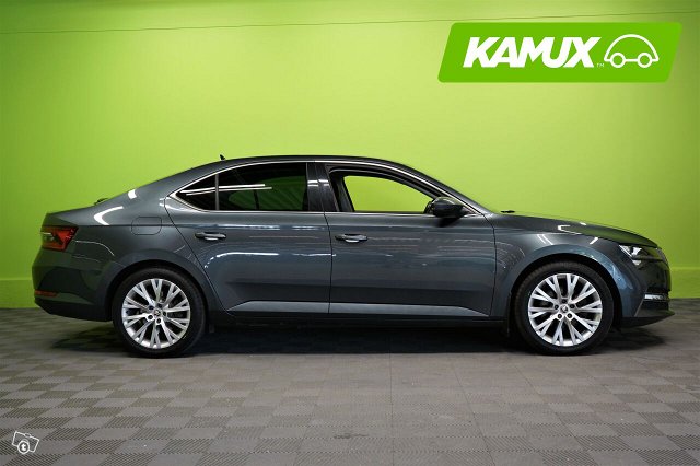 Skoda Superb 2