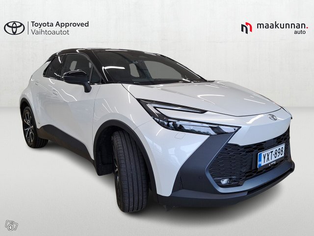 Toyota C-HR 6