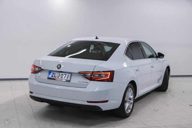 Skoda Superb 5