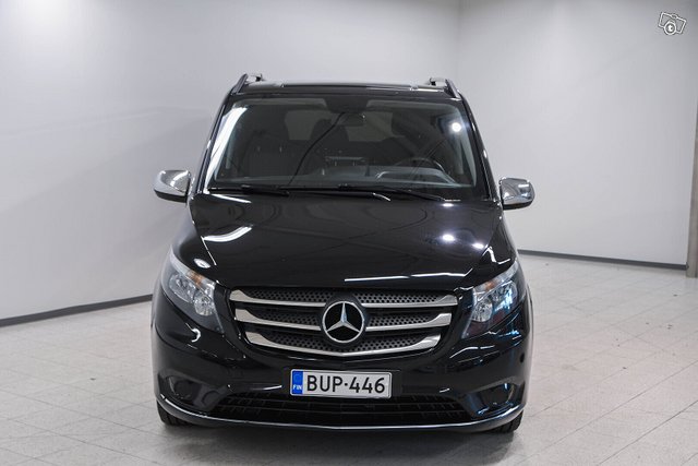 Mercedes-Benz Vito 2