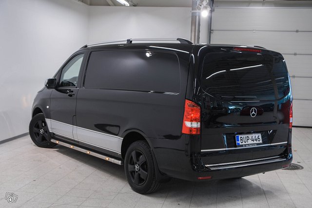 Mercedes-Benz Vito 7