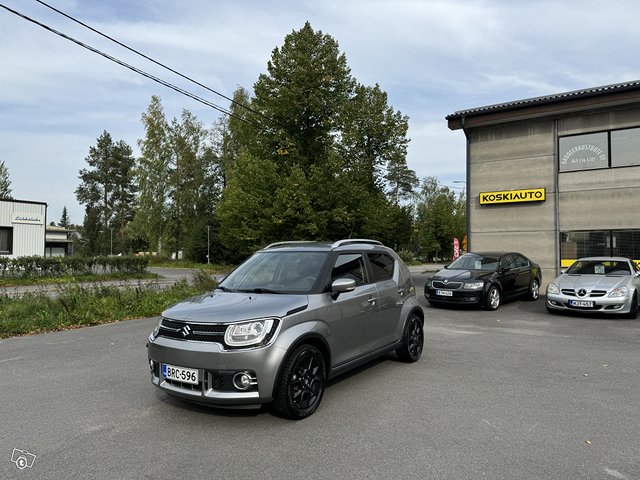 Suzuki Ignis 1