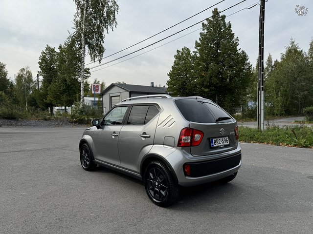 Suzuki Ignis 4