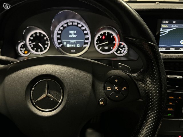 Mercedes-Benz E 6