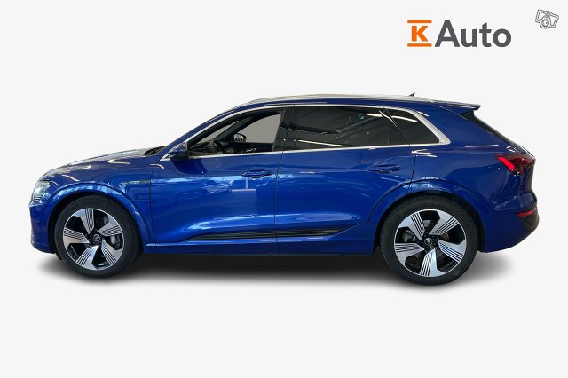 Audi Q8 E-tron 5