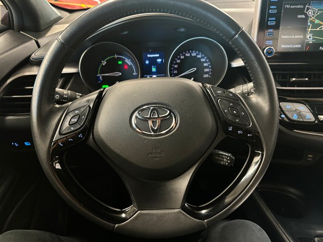 Toyota C-HR 9