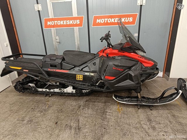 Ski-Doo Skandic 3