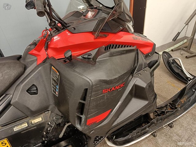 Ski-Doo Skandic 10