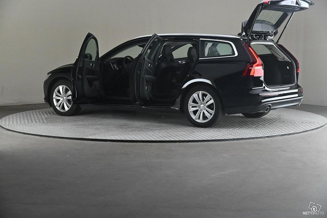 Volvo V60 7