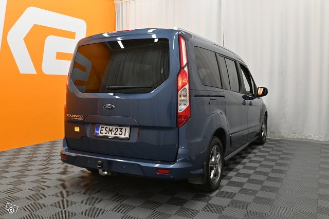 Ford Grand Tourneo Connect 7