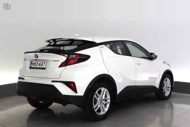 Toyota C-HR 5