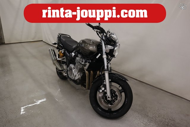 Yamaha XJR, kuva 1