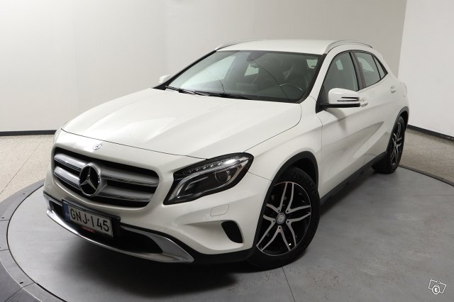 Mercedes-Benz GLA