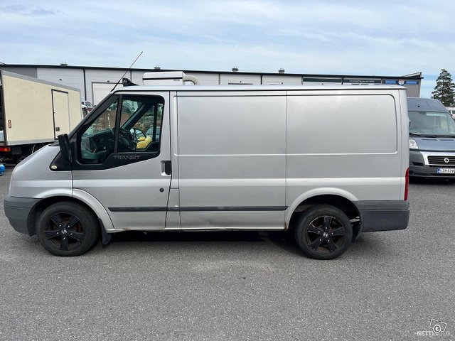 Ford Transit 8