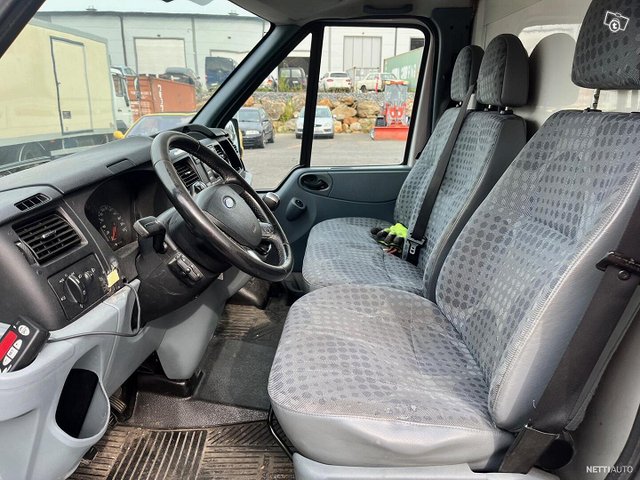 Ford Transit 10