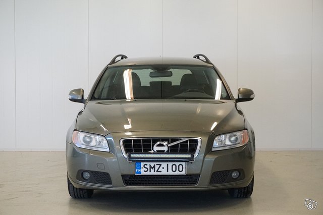 Volvo V70 2