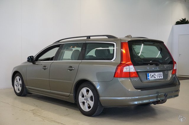 Volvo V70 4