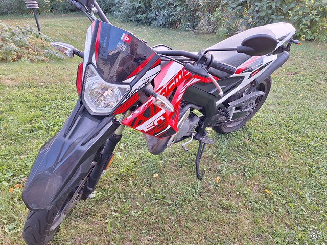 Derbi, Senda X-Treme 6