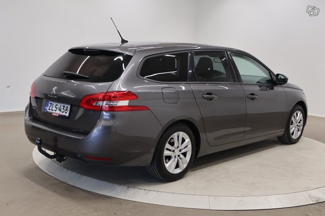 Peugeot 308 5