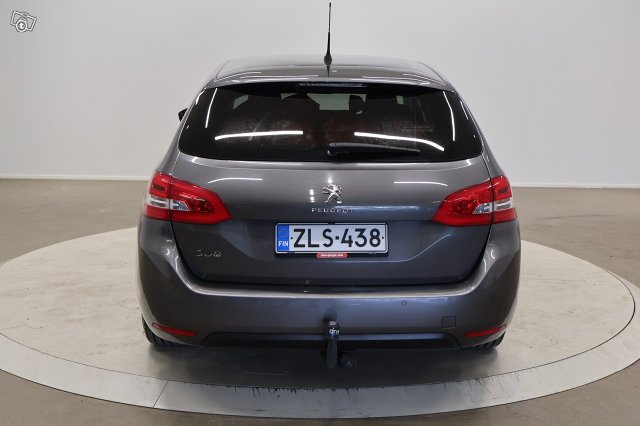 Peugeot 308 6