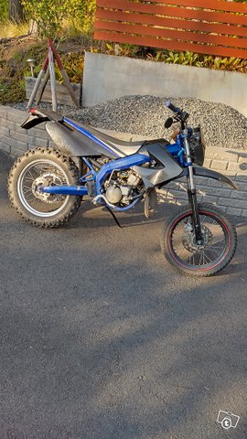 Derbi Senda R, kuva 1