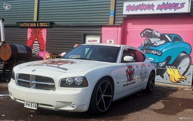 Dodge Charger 2