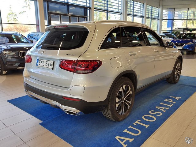 MERCEDES-BENZ GLC 3