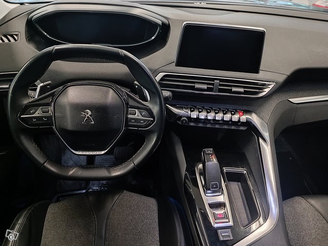 Peugeot 5008 5