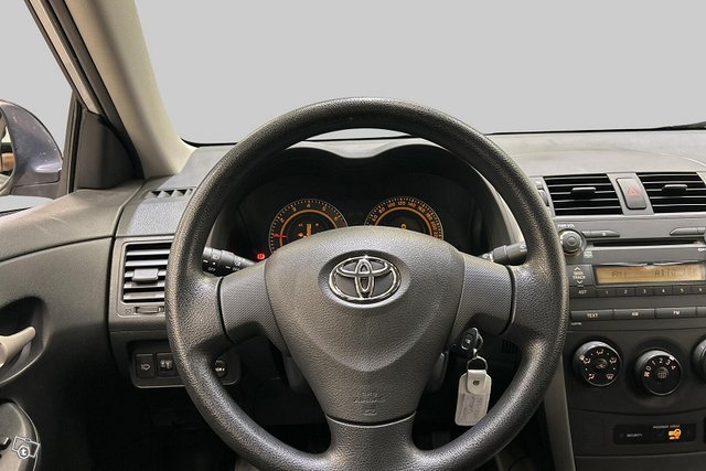 Toyota Corolla 19