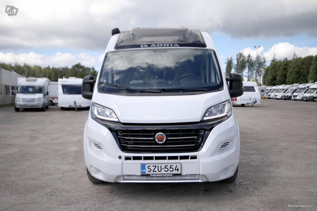 Adria Twin Supreme 640 SLB 2