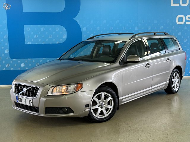 Volvo V70 1