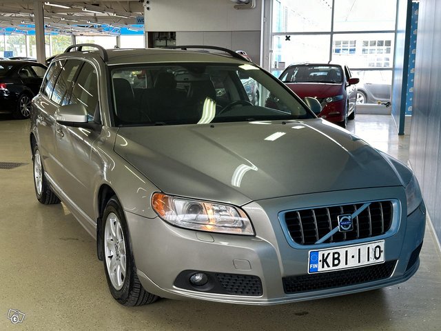 Volvo V70 11