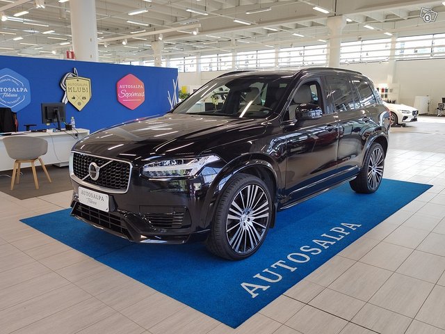 VOLVO XC90