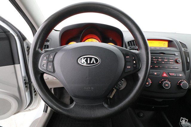 Kia Ceed 6