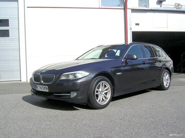 BMW 520 1