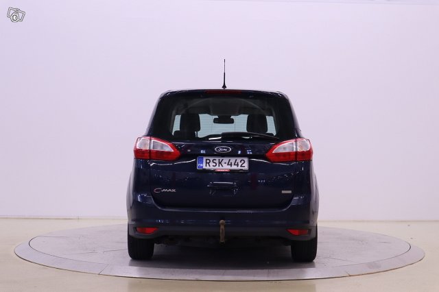 Ford Grand C-Max 6