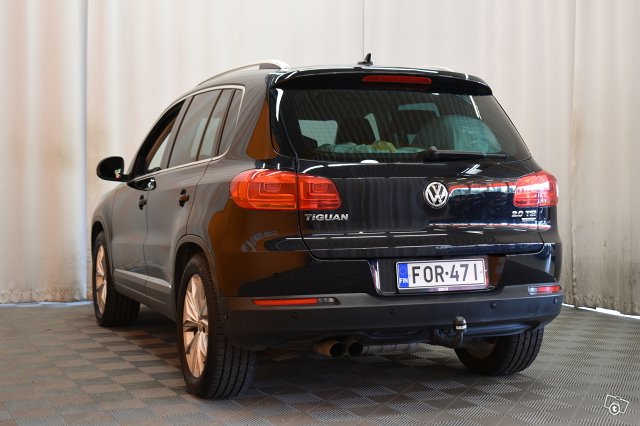 Volkswagen Tiguan 5