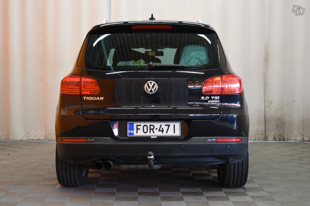 Volkswagen Tiguan 7