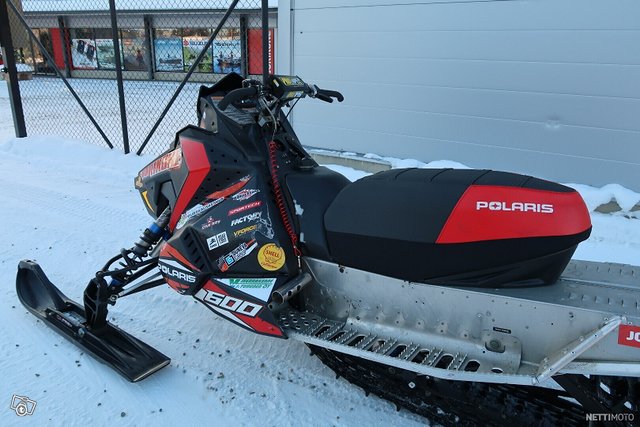 Polaris 600 R 7